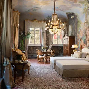 Piazza Pitti Palace - Residenza D'epoca Отель типа 